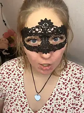 -CurvySecret- - take off string and Slap Pussy!🥵