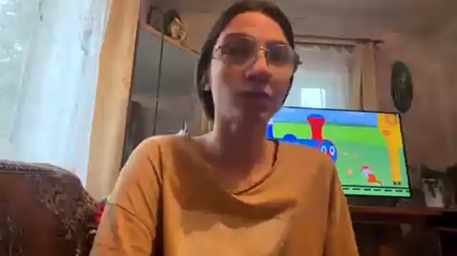 Eva_crazys - show my shoulders