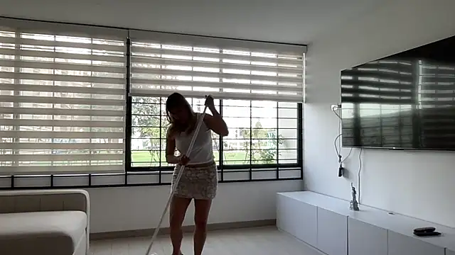LunaBeya - orgasm with dildo