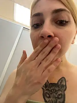 Sunny___Bunny - take off panties + rub clit with book
