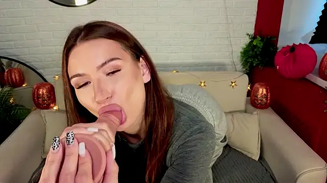 EvelinHit - lick lips and fingers close up