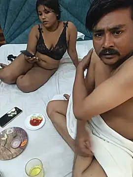 Habibmayra206 - Show pusssy