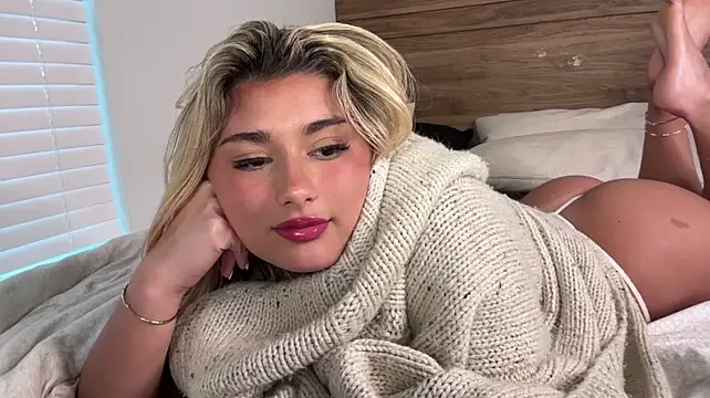 Zoeycaldwellxo - ass worship
