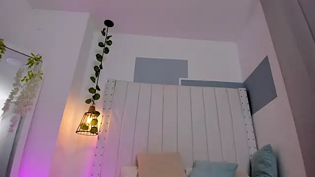 Hannah_gray - 3 fingers in my ass