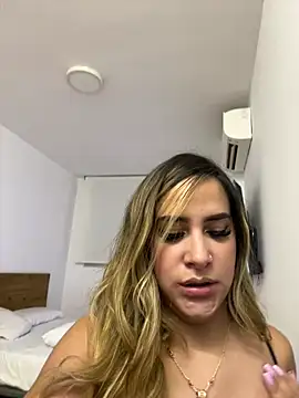 MarianaStar_ - You’re very sexy Mari🤤😍