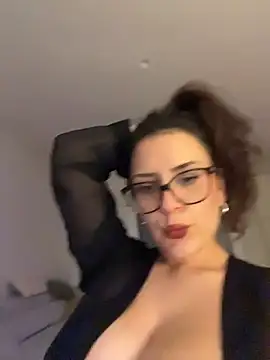 Its_Jade - Naked and play with my boobs&my pussy