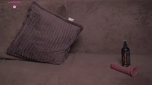 Kiracelestialll - Long eye contact