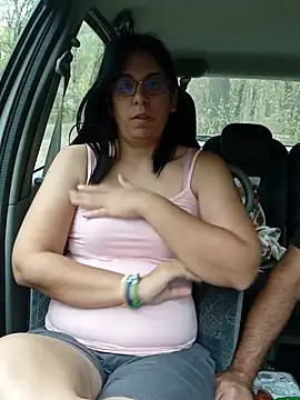 JessicaTwist - Szex az erdőben meztelenül