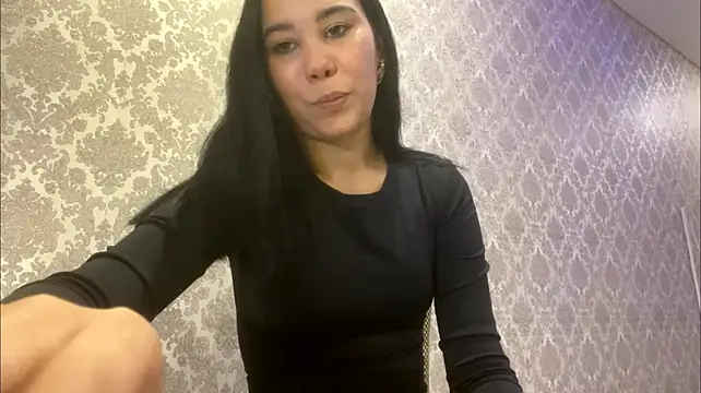 Nolli_Heily - tease with boobs