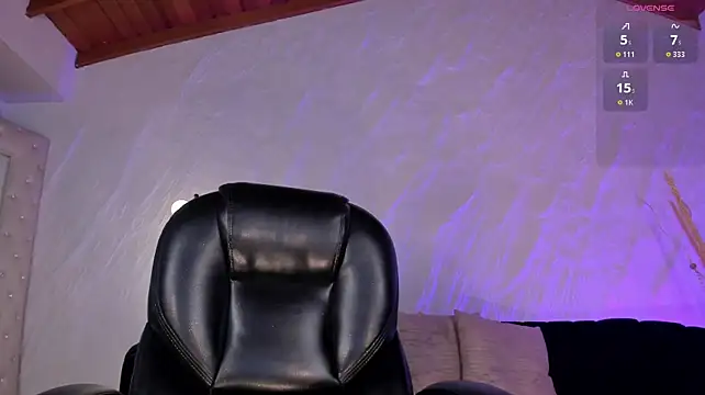 HaleyGreen1 - Suck Fingers👆