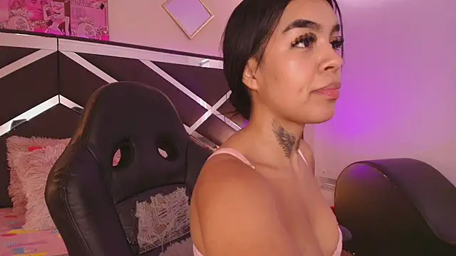Bratz_x - Bye bye bra