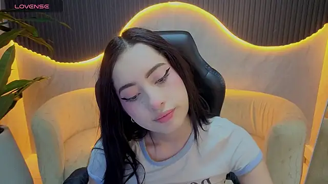 Skyhoney_tp - flash tits