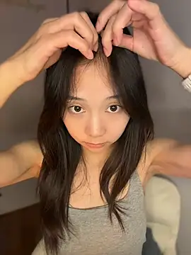 Anna-a - 完成目标，24小时内打赏最多的前三位哥哥每人一张美照诱惑