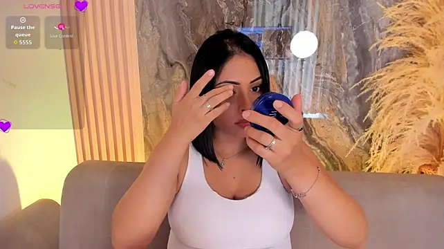 BelleAnderson - Bounce and touch big boobs