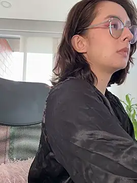 Nicollett - Nipples teasing