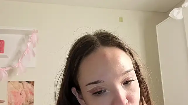 Milly_Lane - MONSTER DILDO!!!