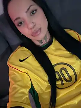 KiraQuinn1 - slap ass 10x
