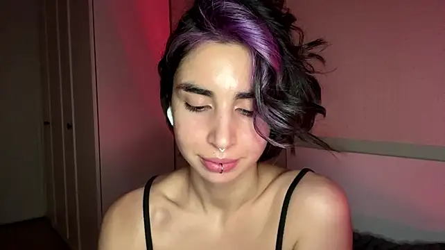 JessiaRuezga - ill squeeze my tits ♥