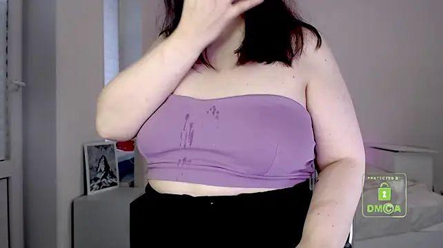 Cute_and_hot - ok lets go on and u see me naked longer