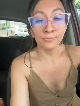 Paula_p07 - Finger pussy in doggy