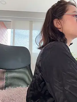 Nicollett - Nipples teasing