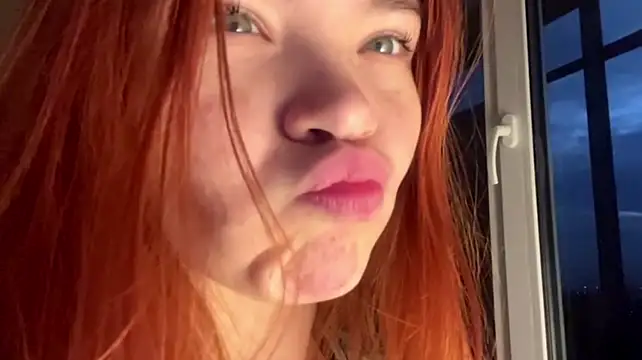 ShawnaStratman - a flying kiss 💋