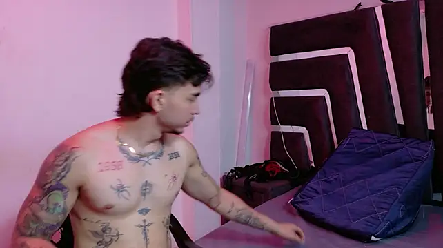 AliceandMax - WHIP HER PUSSY X15