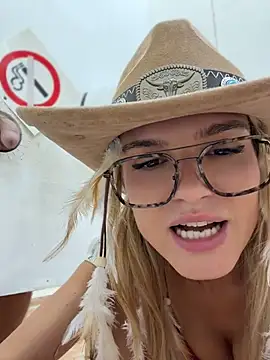 Nicoleevien - Show more my body,sexy moves😈LT=Video🎁