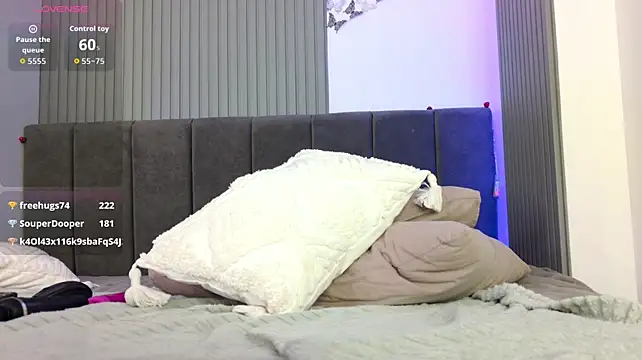 Aliselexii - FUCK MY TIGHT ASS WITH FINGER