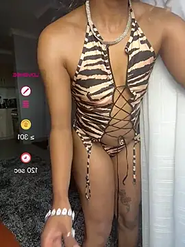 Sexxyronn - FUCK ME TILL I SQUIRT