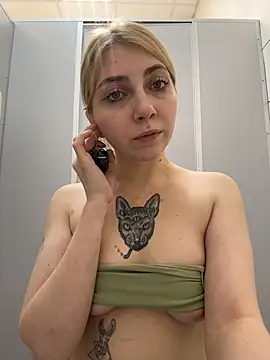 Sunny___Bunny - take off my top near mans unrial