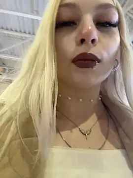 AngelinaTous - I'll show my ass+spank you 5 times🍑