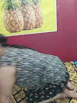 Perfect-couple25 - Boobs Open in Public