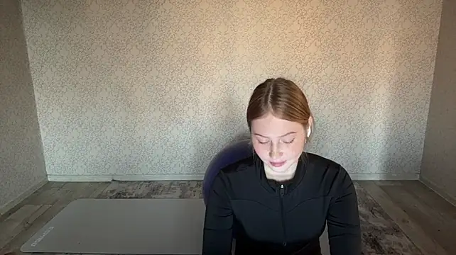 RavenShuker - Cute Yoga Ball Exercises