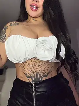 MarianDiRose - control domi for 4 min😙