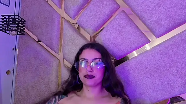 Violeta_munss - SALIVA IN MY ASS