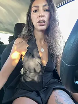Lalla-Amani - FAIS MOUILLÉE MA CHATTE🍓💦WET PUSSY+VLT