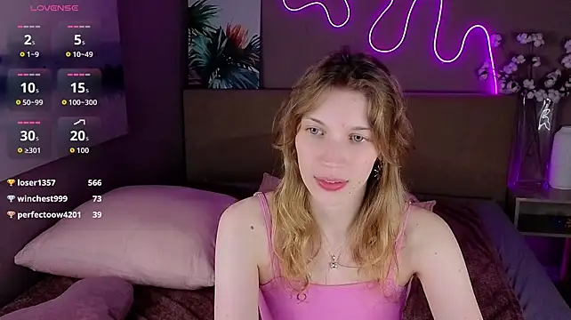 Emily_Cartex