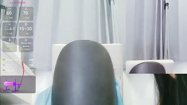Mya8860 - 寂寞少妇老公不在受不了，进来让你为所欲为。水多多，控制炮机3分钟