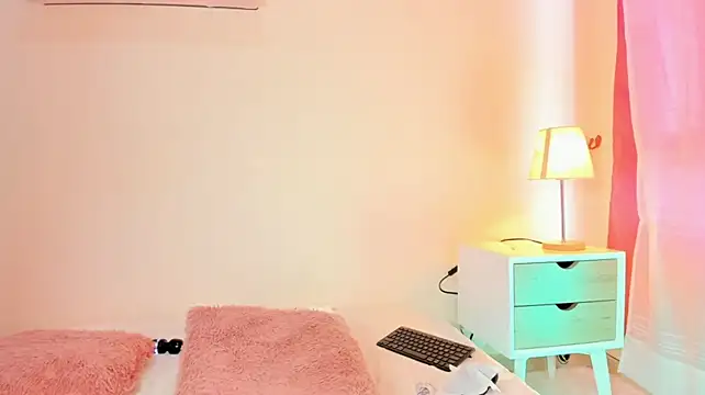 Cristal_horny69 - contol toy x 5 minutes😈🍆🥵🍑👿
