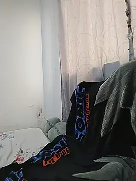 SofieeCutee - Show and spit boobs