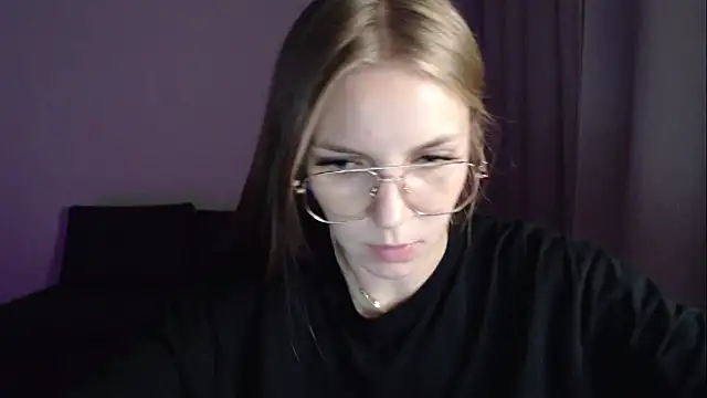 HitGyrl - I will dancein panties
