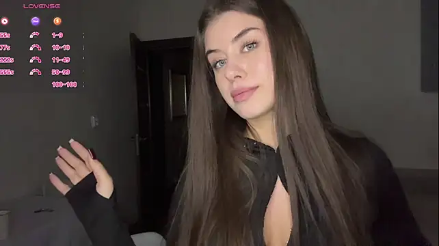 LypsiXo - Do you want to see breasts in a bra?