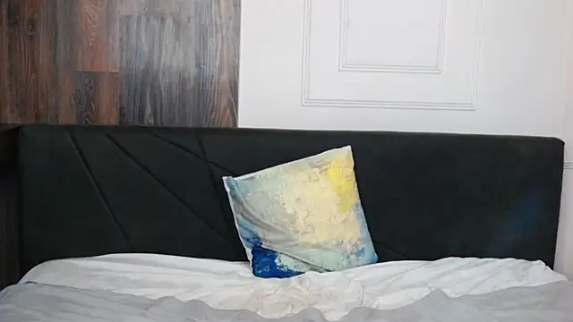 ArianaRhodes - Naughty BJ