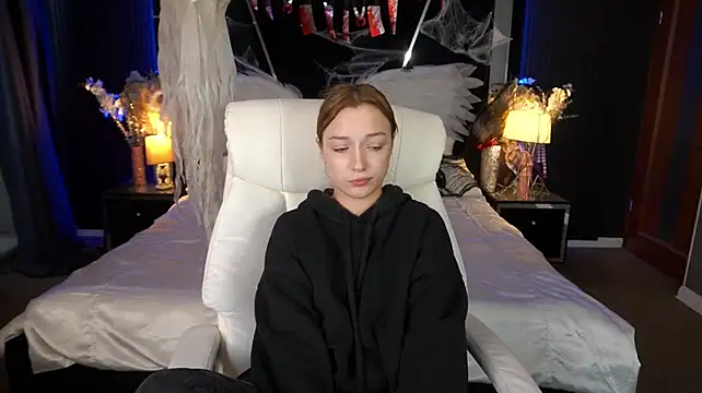 LizzaMoonn - tease u