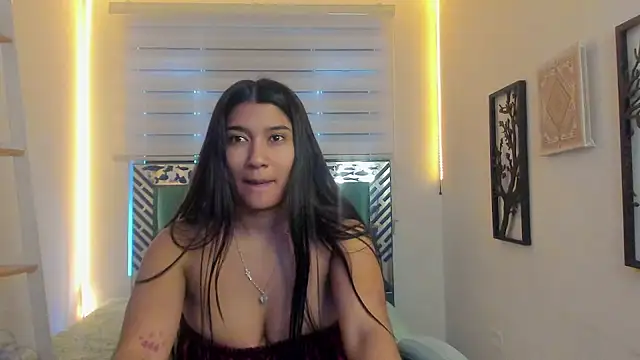 Aurora_Blazee - show tits