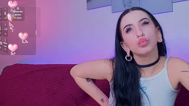 Coy_Emo_Princess - boob massage