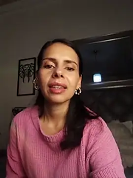 Bianca_Sweetie - Show boobs, pinching nipples, Oil them