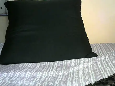 Kenyanaughty90 - show naughty some love