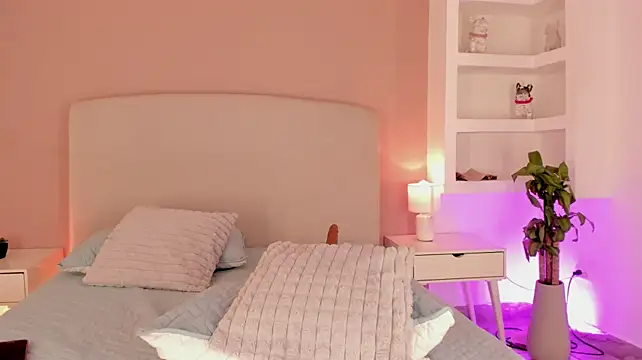 Nathalynbarnes - Get naughty playing with my domi
